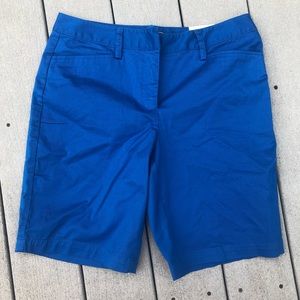 Lands End NWT Mid Rise Chino Short Size 8 blue